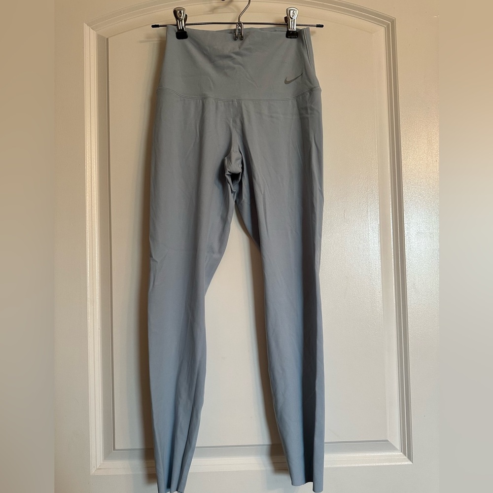Nike Zenvy Leggings ~ Light Blue